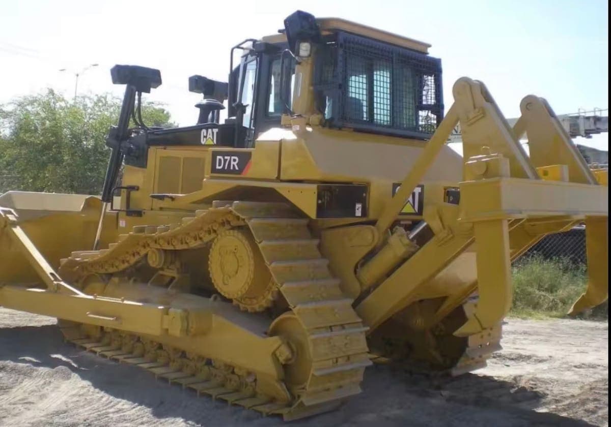 Caterpillar D7R