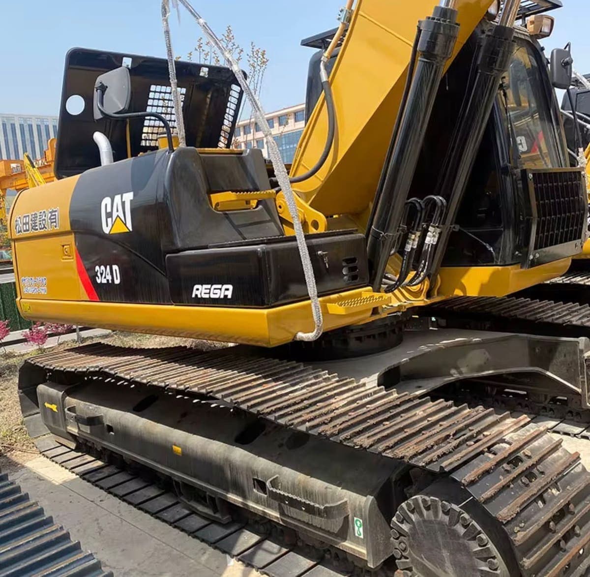 Caterpillar 324D