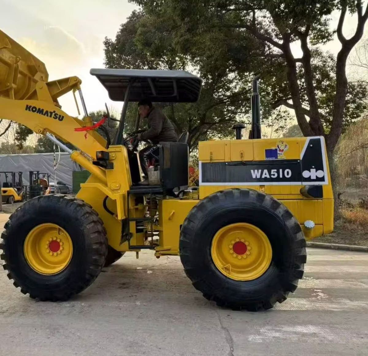 Komatsu WA510