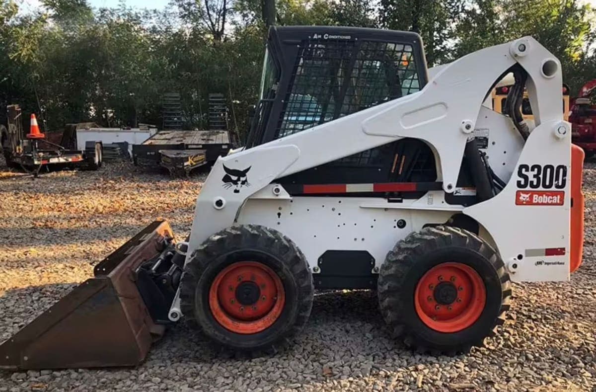 Bobcat S300